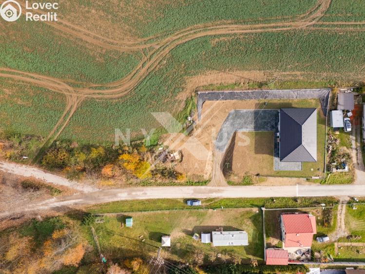 Prodej rodinného domu Pravonín, 166 č. 24