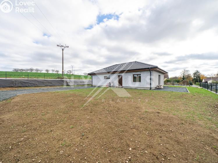 Prodej rodinného domu Pravonín, 166 č. 26