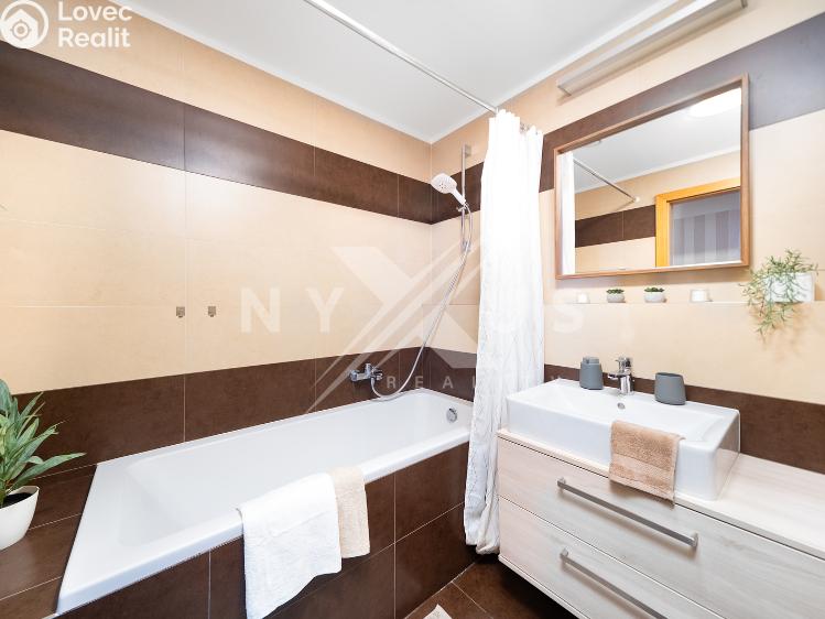 Prodej bytu 3+KK Praha, Na pomezí 910/2 č. 10