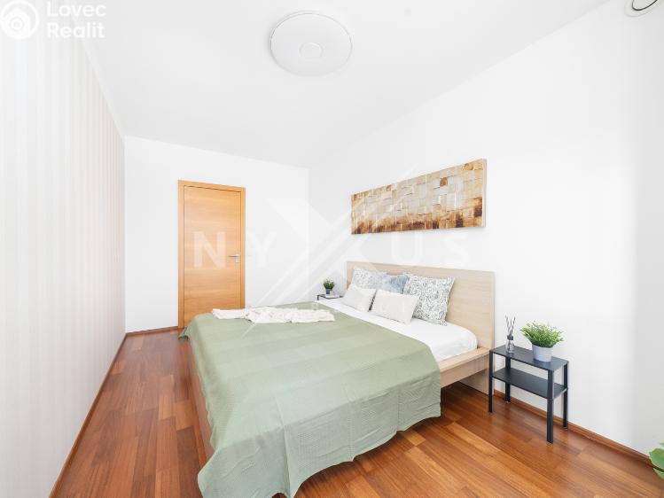 Sale apartment 3+KK Praha, Na pomezí 910/2 č. 11