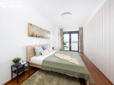 Prodej bytu 3+KK Praha, Na pomezí č. 5