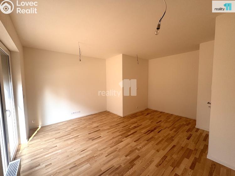 Pronájem bytu 1+KK Dobřichovice, Pražská č. 2