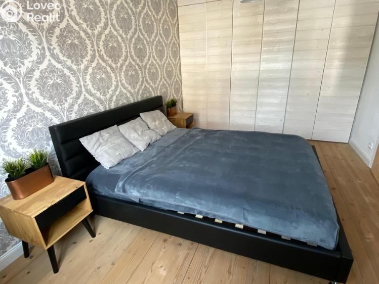 Pronájem bytu 3+KK České Budějovice, Dobrovodská č. 5