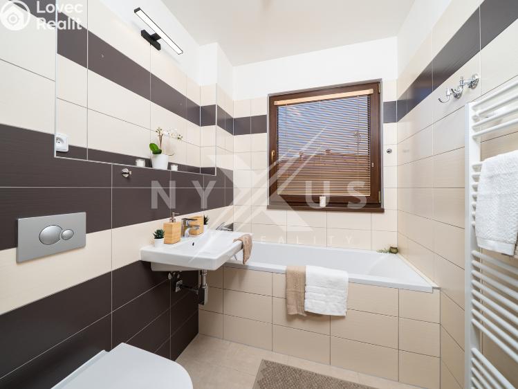 Prodej bytu 3+KK Králův Dvůr, Větrná 430 č. 13