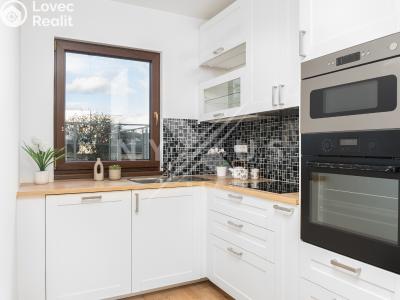 Prodej bytu 3+KK Králův Dvůr, Větrná 430 č. 6