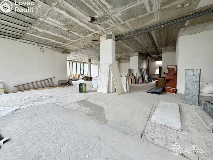 Rent commercial space Sokolov, Boženy Němcové č. 7