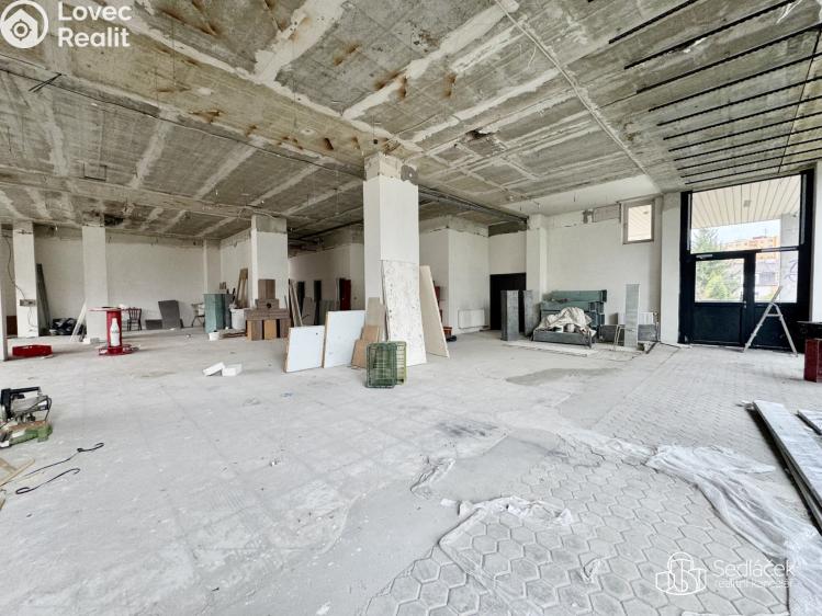 Rent commercial space Sokolov, Boženy Němcové č. 8