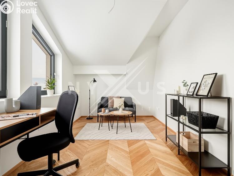 Продажа квартиры 4+KK Praha, K Havlínu 722 č. 14