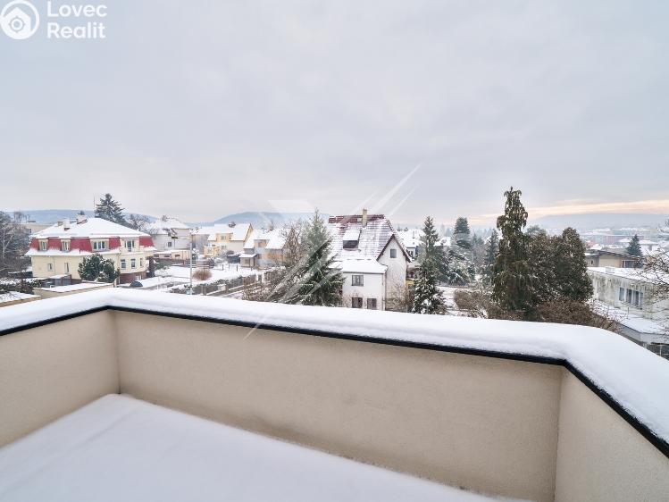 Продажа квартиры 4+KK Praha, K Havlínu 722 č. 25