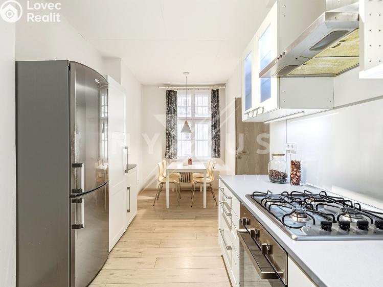 Prodej bytu 4+1 Praha, Bubenská 1159/15 č. 8