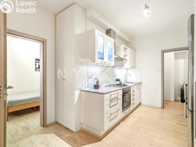 Sale apartment 4+1 Praha, Bubenská č. 9