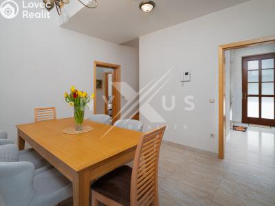 Продаж сімейного будинку Dobřejovice č. 29