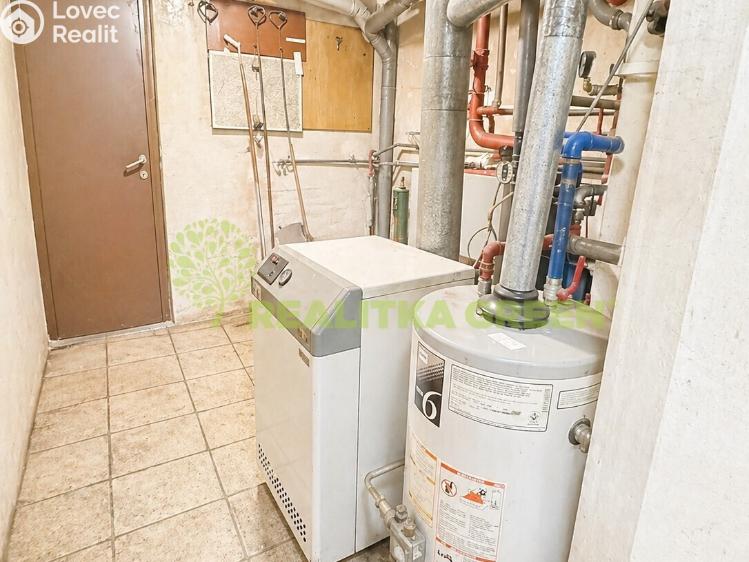 Prodej obchodního prostoru Drnovice č. 23