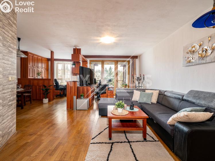 Prodej bytu 3+KK Praha, U hranic 3221/16 č. 1