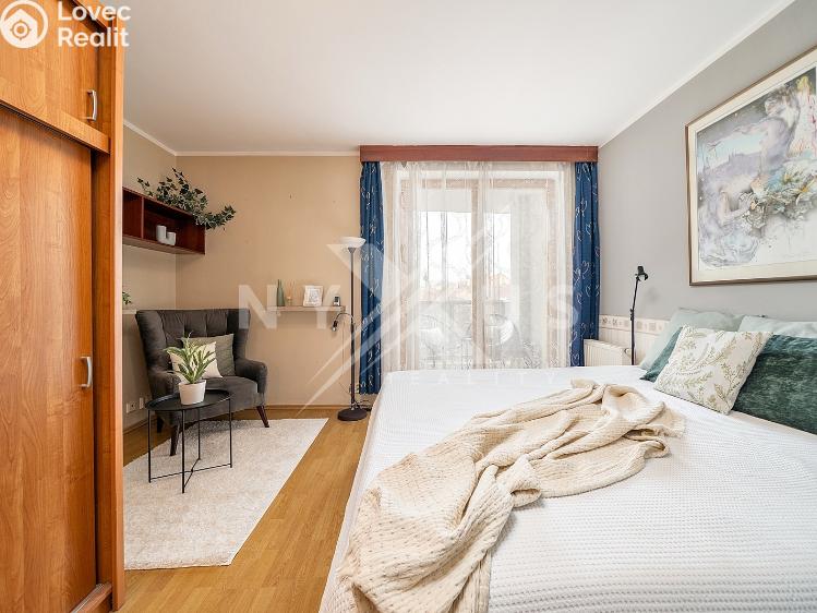 Prodej bytu 3+KK Praha, U hranic 3221/16 č. 32