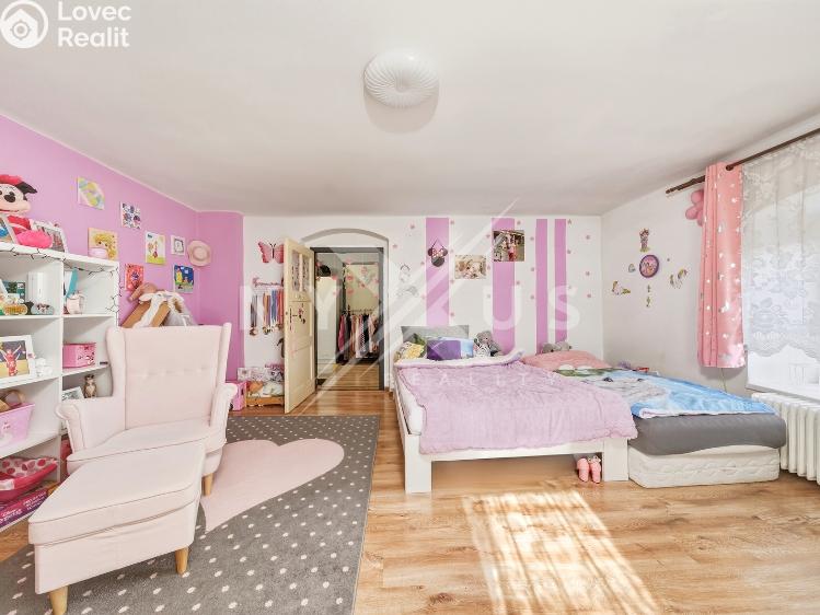 Sale hotel Ronov nad Doubravou, Spojovací 228 č. 17