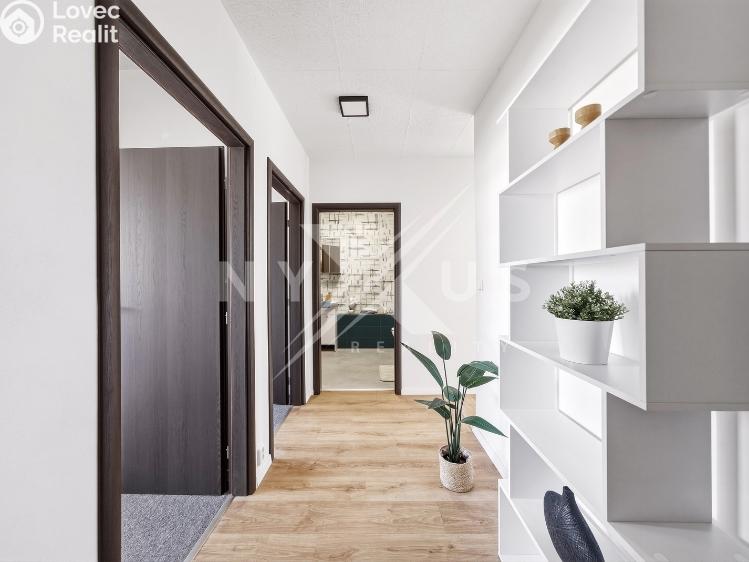Prodej bytu 3+1 Praha, Veltruská 537/21 č. 14