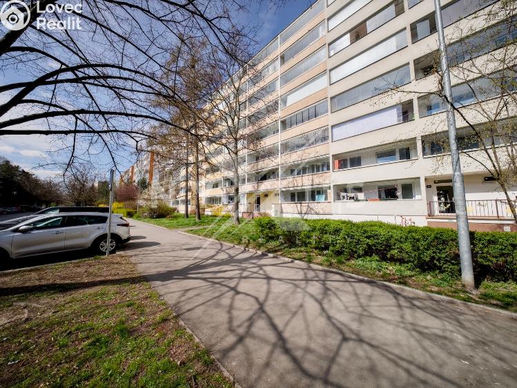 Prodej bytu 3+1 Praha, Veltruská 537/21 č. 16
