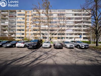Продаж квартири 3+1 Praha, Veltruská č. 17