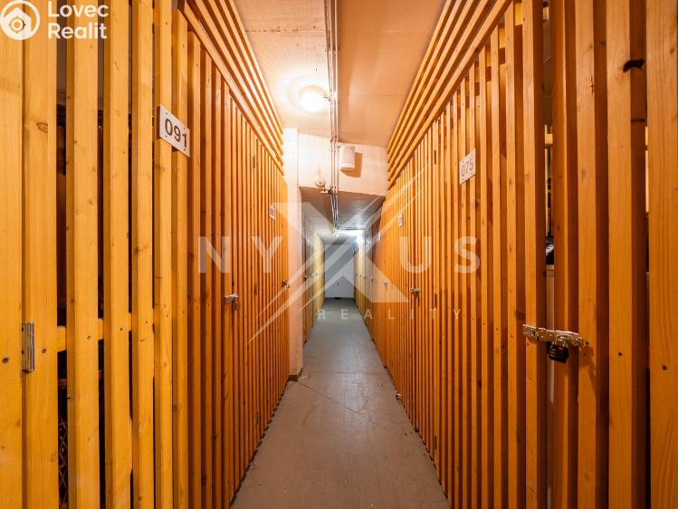 Pronájem bytu 1+KK Praha, Antala Staška 1565/30 č. 10