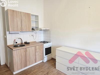 Pronájem bytu 1+KK Praha, Kodaňská č. 3