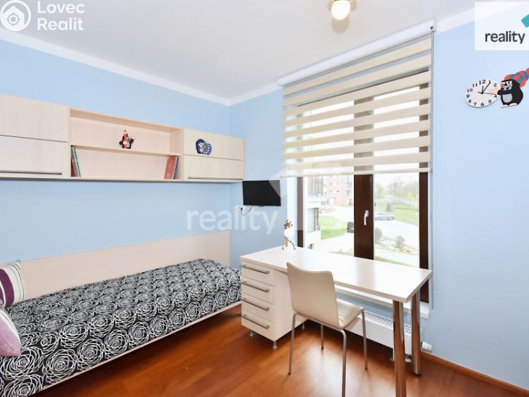 Prodej bytu 4+KK Praha 9, Nademlejnská č. 27