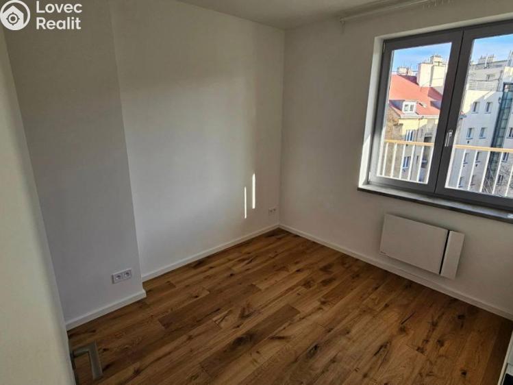 Pronájem bytu 2+KK Praha, Andrštova 1338/6 č. 2