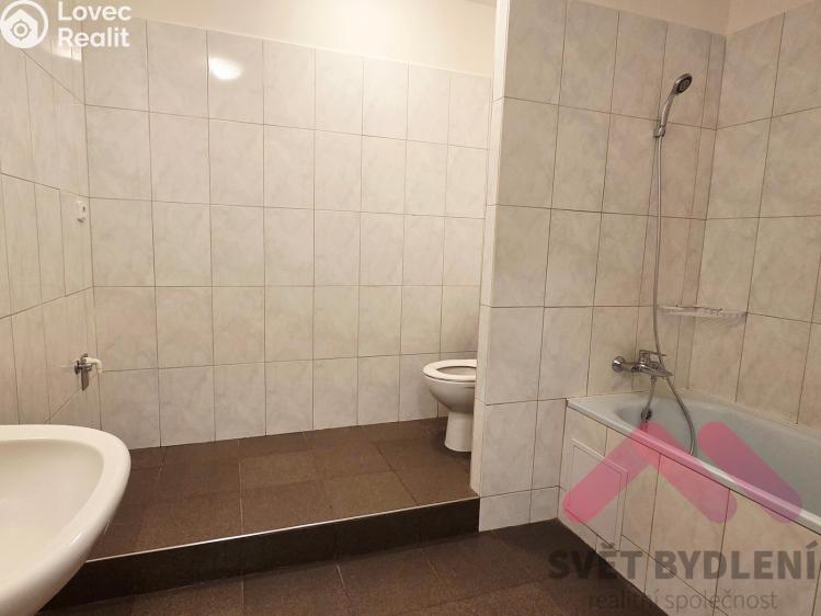 Pronájem bytu 3+1 Praha, Milevská č. 3