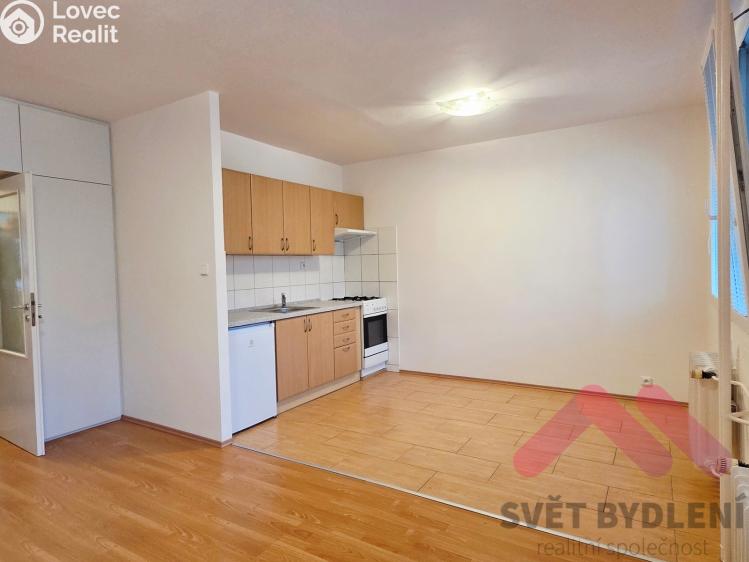 Pronájem bytu 3+1 Praha, Milevská č. 7