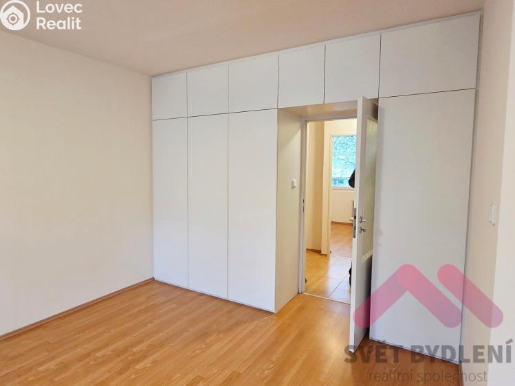 Pronájem bytu 3+1 Praha, Milevská č. 9