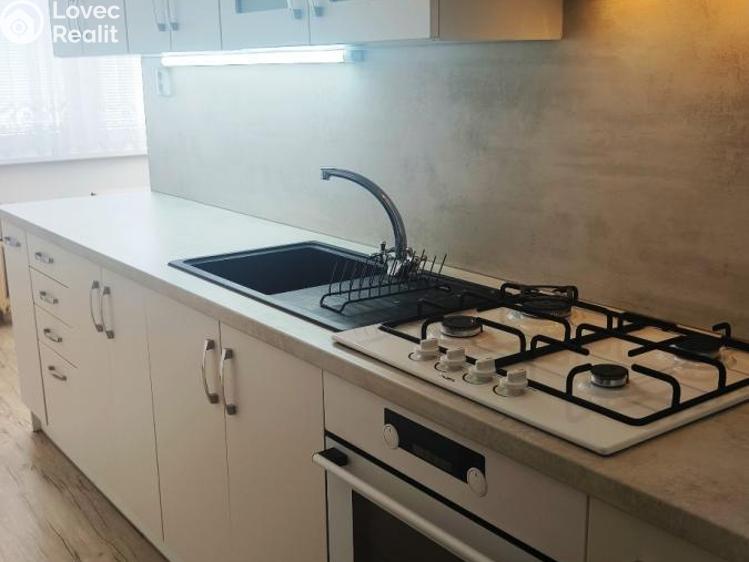 Prodej bytu 3+1 Chomutov, Tomáše ze Štítného 4212 č. 11