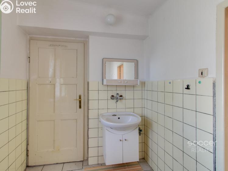 Pronájem komerční nemovitosti Praha, Dobšická č. 14