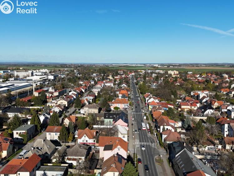 Pronájem komerční nemovitosti Praha, Dobšická č. 36