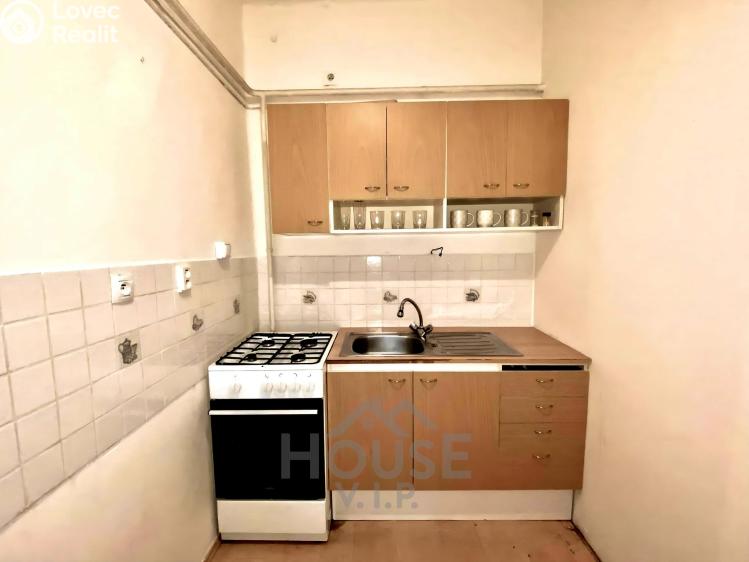 Prodej bytu 2+KK Teplice, Souběžná č. 5