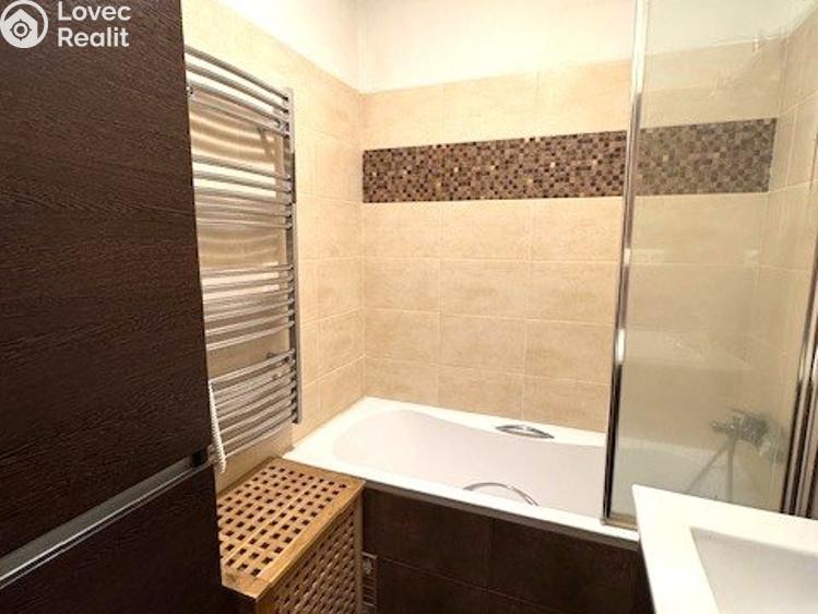 Pronájem bytu 3+KK Praha, Janovská č. 14