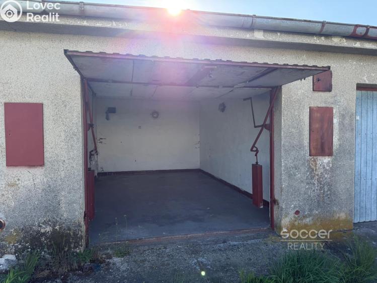 Pronájem garáže Sadská, U Stadionu č. 7