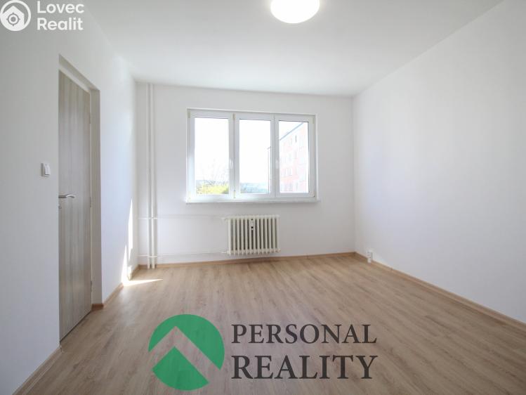 Prodej bytu 3+1 Rotava, Sídliště č. 4