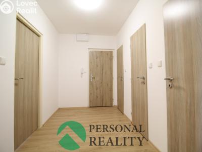 Prodej bytu 3+1 Rotava, Sídliště č. 6