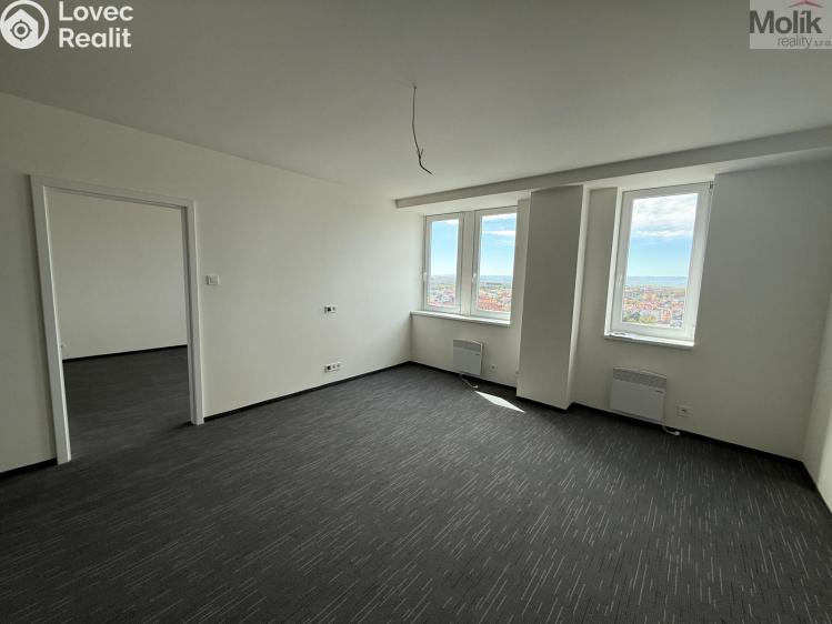 Pronájem bytu 3+KK Chomutov, Žižkovo náměstí 4796 č. 4