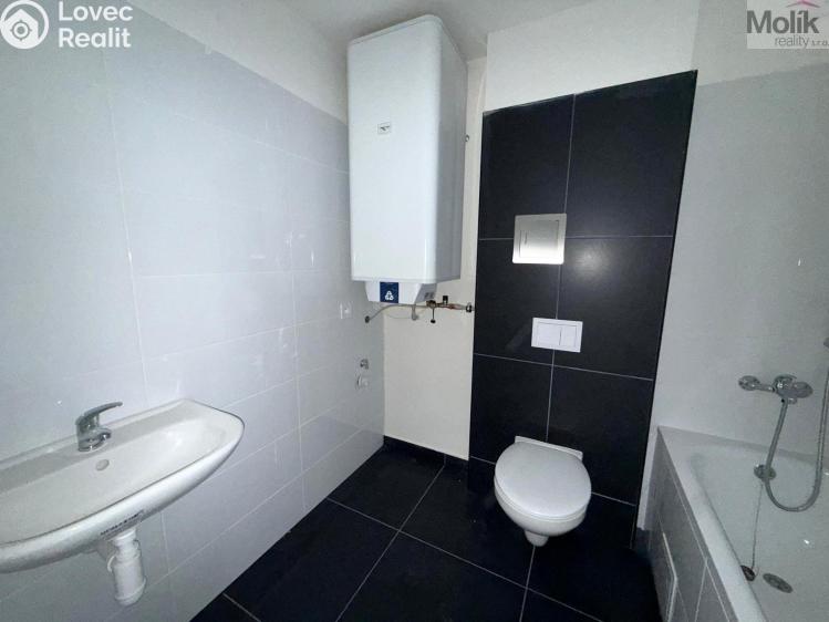 Pronájem bytu 3+KK Chomutov, Žižkovo náměstí 4796 č. 10