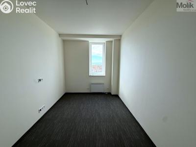 Rent apartment 3+KK Chomutov, Žižkovo náměstí 4796 č. 7