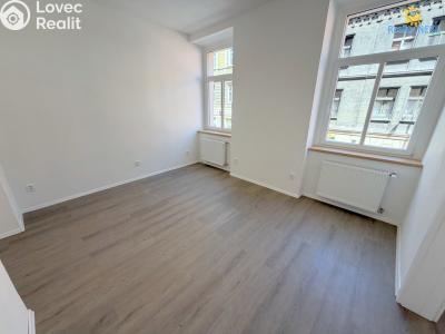 Pronájem bytu 3+KK Praha, Chelčického č. 5