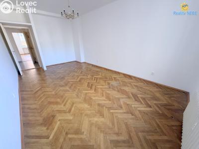 Pronájem bytu 2+1 Praha, Baranova č. 5