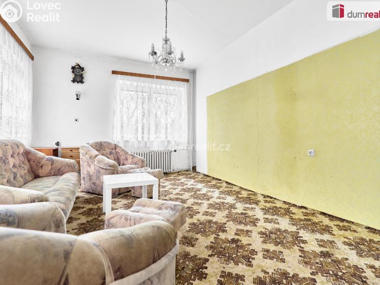 Prodej rodinného domu Plesná č. 8