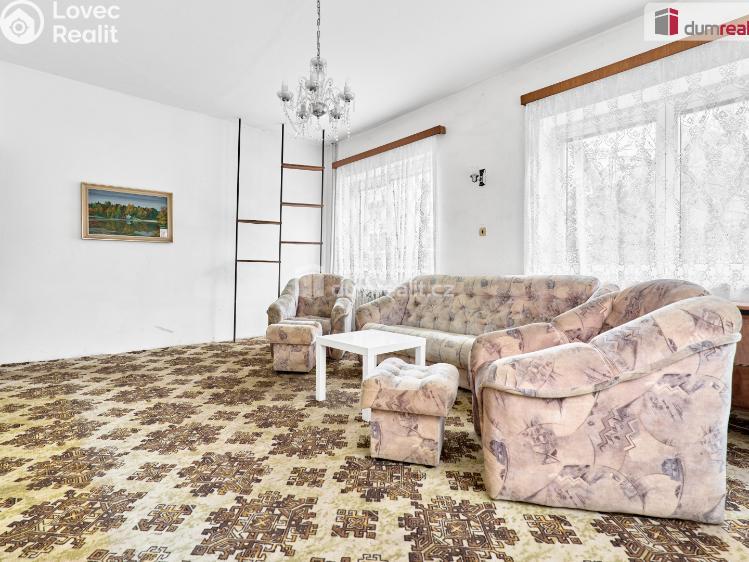 Prodej rodinného domu Plesná č. 9