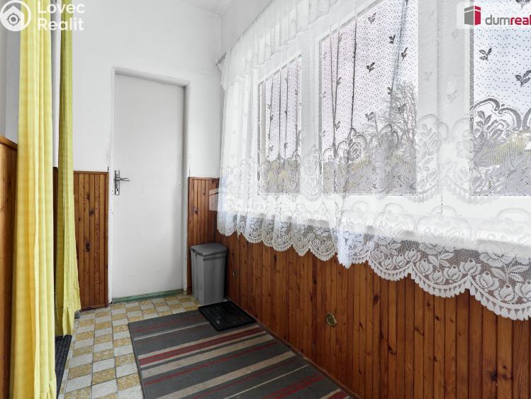 Prodej rodinného domu Plesná č. 13