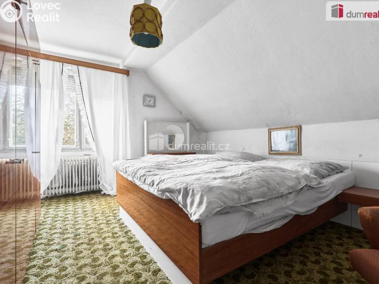 Prodej rodinného domu Plesná č. 19