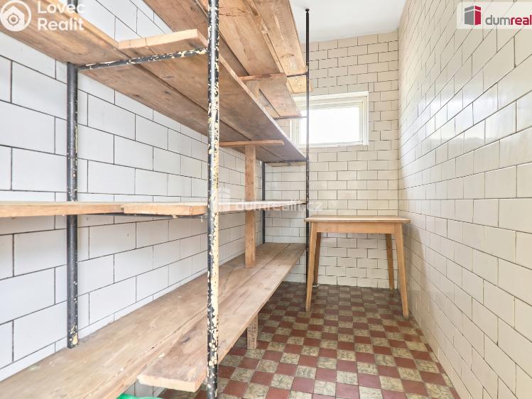 Prodej rodinného domu Plesná č. 21