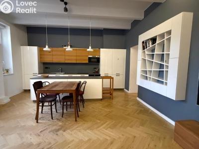 Pronájem bytu 3+KK Hradec Králové, Resslova č. 5