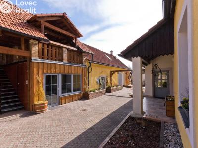 Sale hotel Kamenný Malíkov č. 24